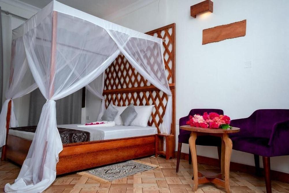 Al-Minar Hotel Zanzibar Buitenkant foto